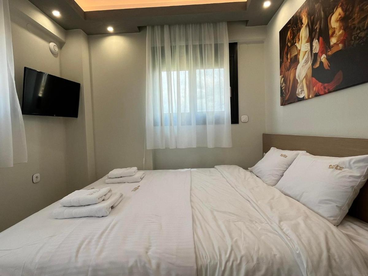 Artline Luxury Holiday home *