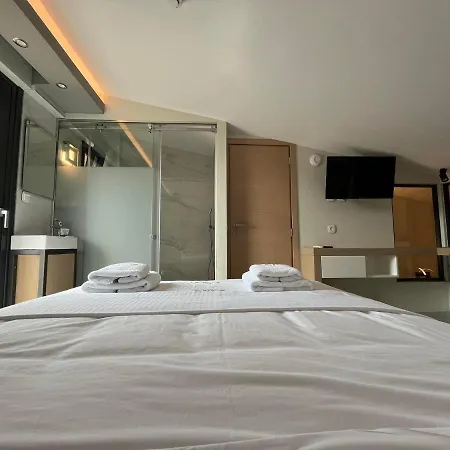 Artline Luxury Suites Flogita Buitenkant foto