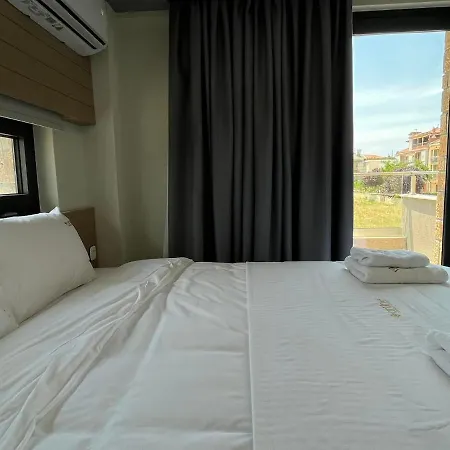 Artline Luxury Suites Flogita Buitenkant foto