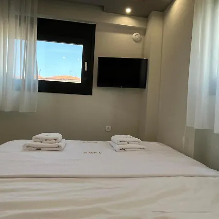 Artline Luxury Suites Flogita Buitenkant foto