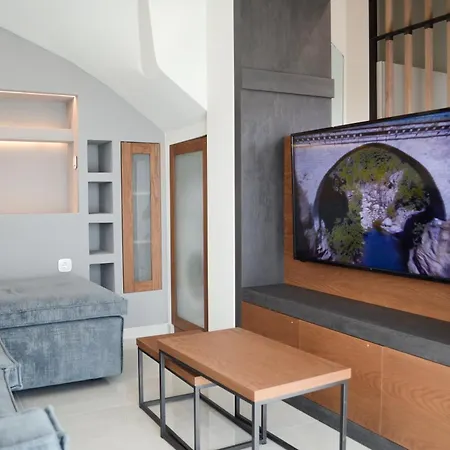 Artline Luxury Suites Flogita Kamer foto